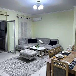 Appartamento New Baazar Terrace, Tirana